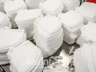 Atyraýdaǵy áıelder túrmesinde kúnine 1000 medıtsınalyq maska tigiledi