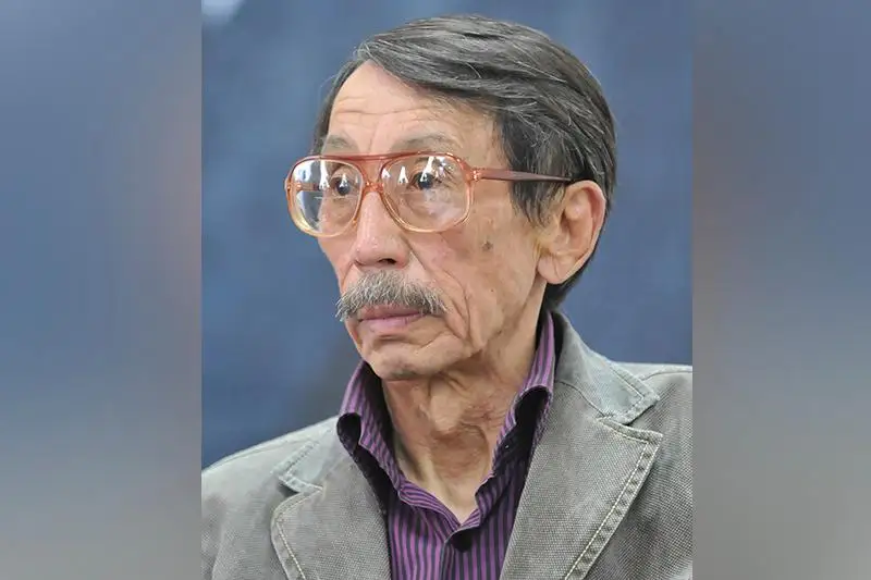 Satybaldy Narymbetov: Prezıdent kókeıde júrgen dúnıelerdi dóp basyp aıtty