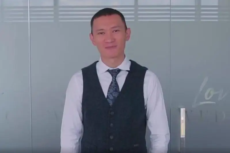 Qazaqstanda alǵashqy onlaın úılený toıy ótedi