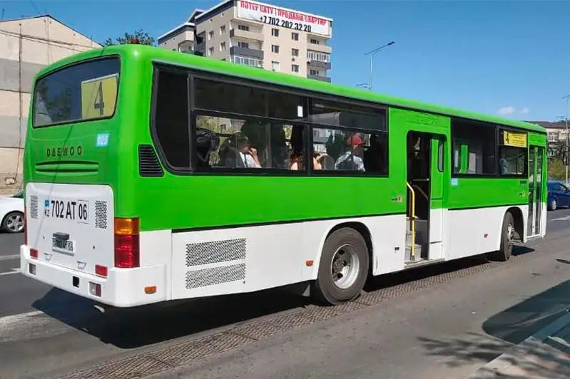 Atyraýdan birqatar baǵytqa qatynaıtyn avtobýstar qozǵalysy toqtatyldy