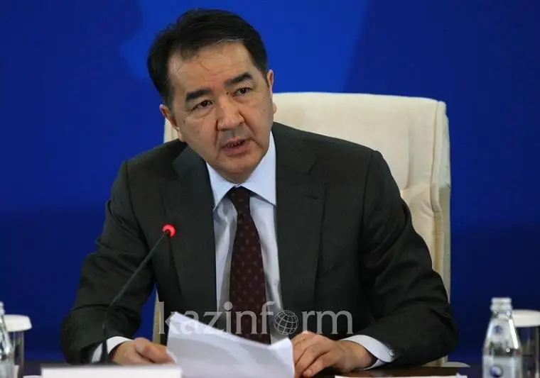 Almaty ákimi Alǵabas turǵyndarynyń shaǵymyna jaýap berdi