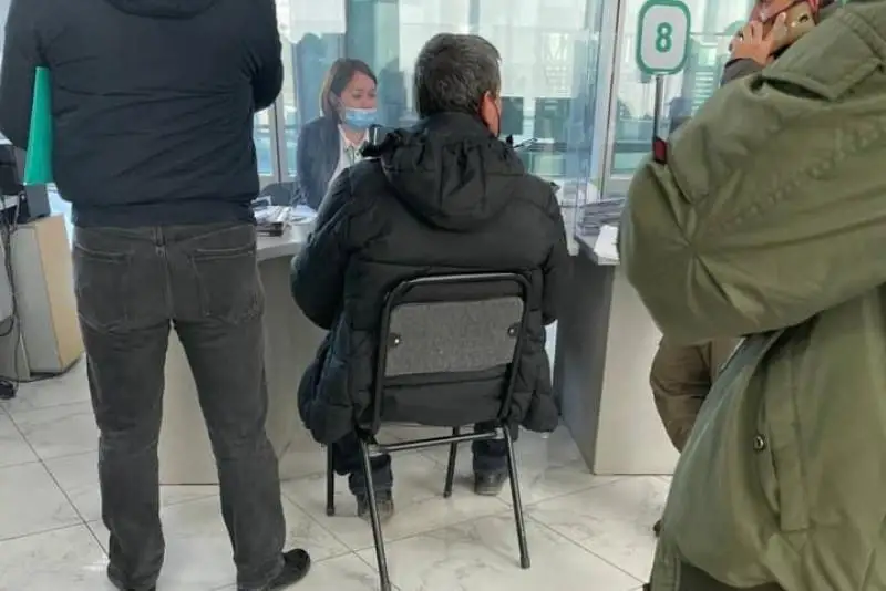 Baǵdat Mýsın halyqqa qyzmet kórsetý ortalyqtaryndaǵy eki máselege nazar aýdardy