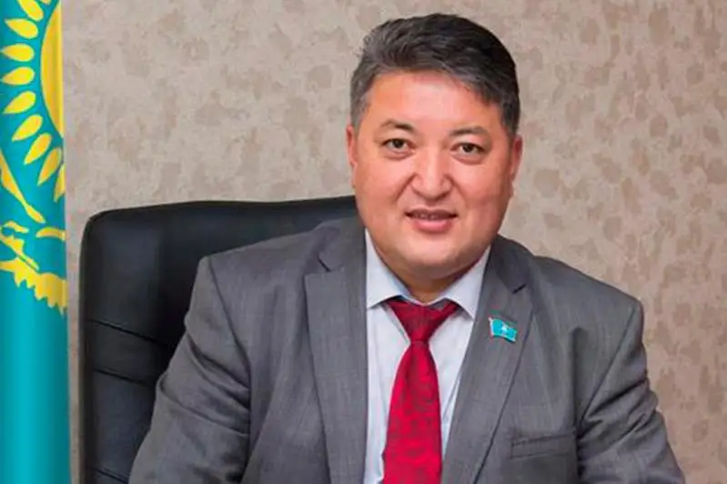 «Nur Otan»-nyń partııaishilik irikteýi ashyq ári ádil ótýi tıis – máslıhat depýtaty