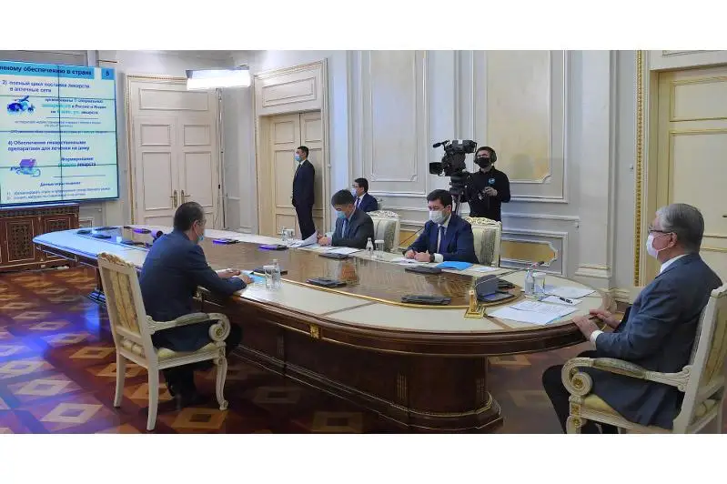 Prezıdent aýrýhanalardy ottegimen qamtamasyz etý máselesin sheshý úshin Úkimetke bes kún berdi