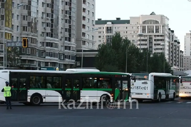 Májiliste avtobýs tasymaly salasyndaǵy máseleler kóterildi