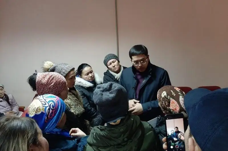 Шымкент әкімі мен вице-министр әлеуметтік көмекті тағайындау жұмыстарымен танысты