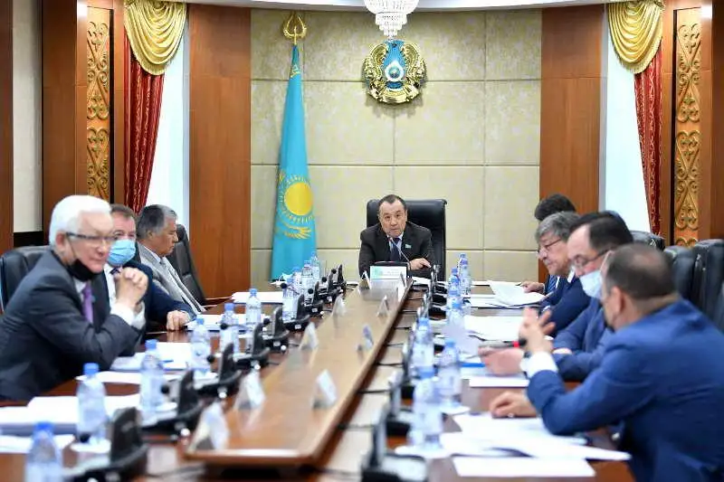 Qazaqstanda turǵyn úı baǵdarlamasy operatorlarynyń sany qysqarady