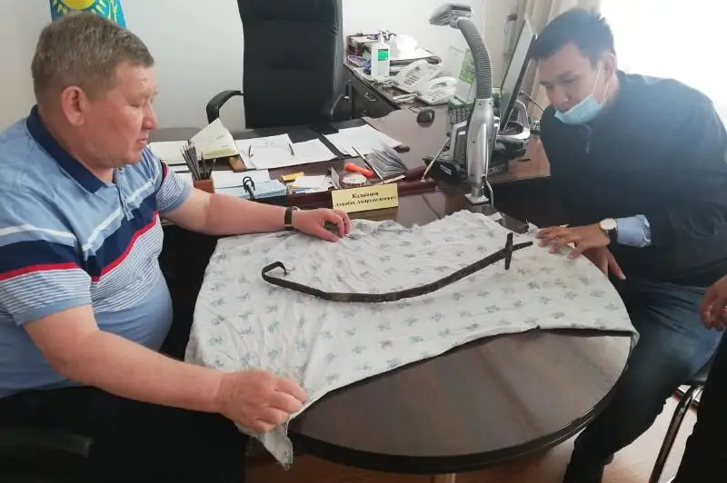 Aqmola oblysynda erte temir dáýirindegi qylysh tabyldy