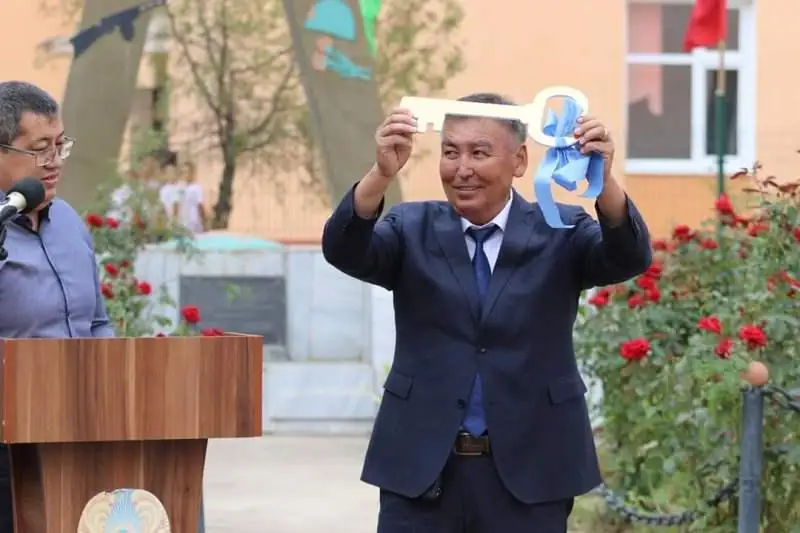 Tólebı aýdanynda mekteptiń janynan salynǵan qosymsha ǵımarat paıdalanýǵa berildi