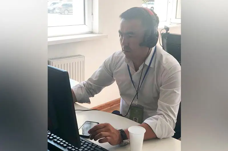 Алматыда ХҚО қызметкері кәріз құдығында уланып қалған екі азаматты құтқарды