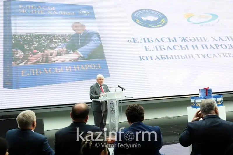 Vladımır Bojko aýyl mektepteriniń jaı-kúıin synǵa aldy