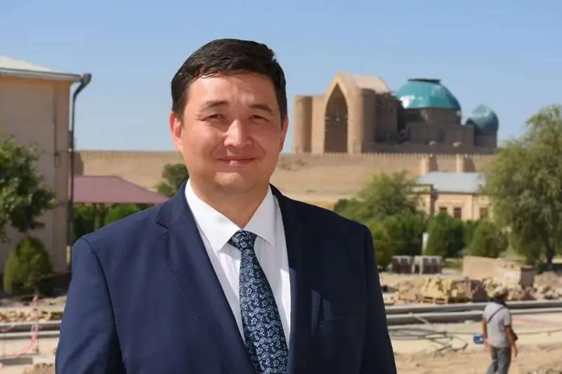 Túrkistan oblysy ákiminiń orynbasary sybaılas jemqorlyqtyń oryn alý sebepterin aıtty