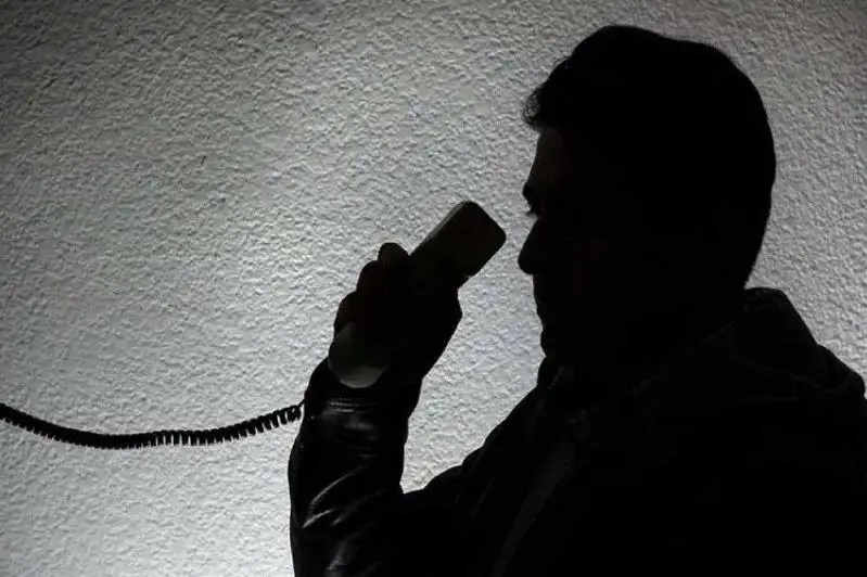 Almatyda oqýshy terakt jasaıtynyn habarlaǵan