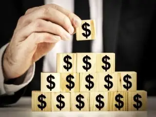 Ақтөбеде қаржы пирамидасын құрған кеңсенің мүлкі тәркіленді