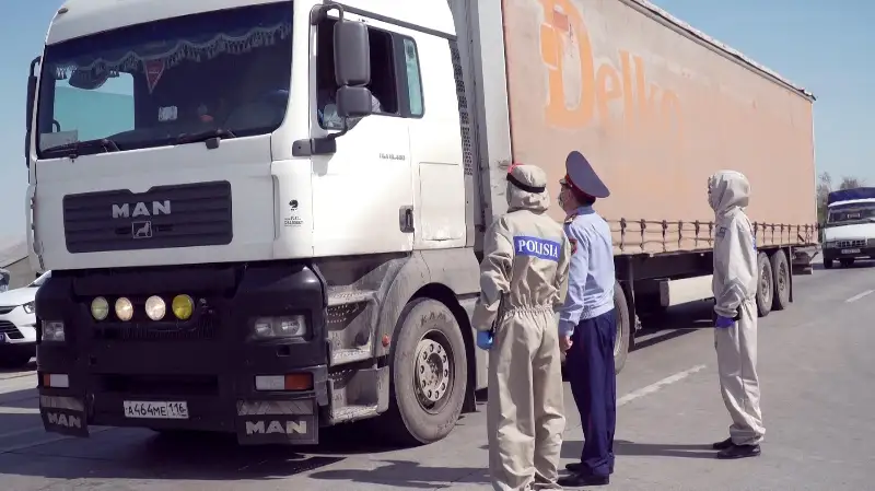 Shymkent blokpostarynda turǵyndar tóbeles shyǵarǵan