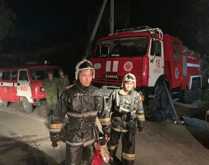 Алматыдағы өрт бойынша қылмыстық іс қозғалады: Сағынтаев оқиға орнына барды