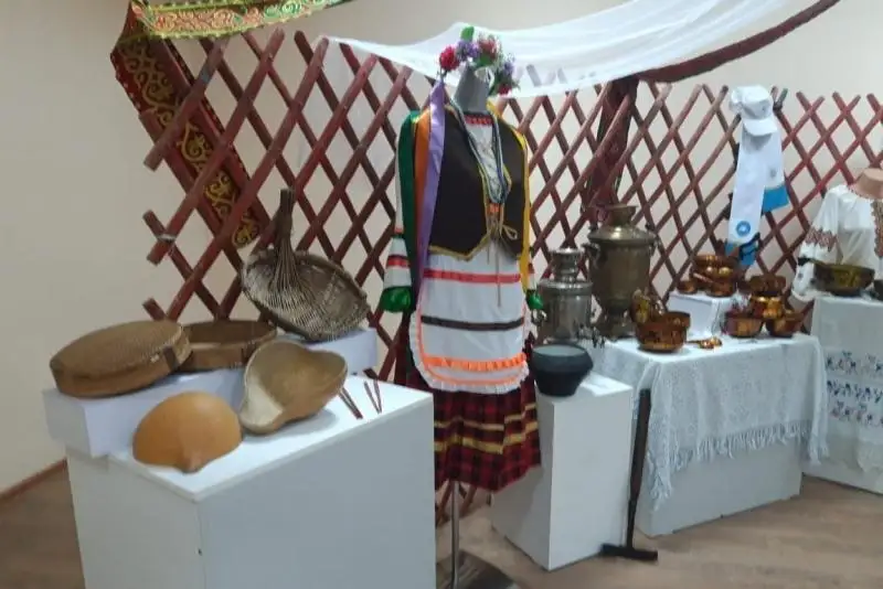 Qaraǵandyda Alǵys kúnine oraı etnomádenı birlestikterdiń ókilderi bas qosty