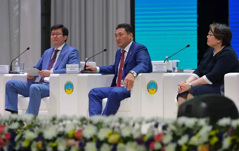 Pavlodar oblysynda kóp balaly otbasy balalaryn taǵammen qamtýǵa 722,3 mln teńge bólindi