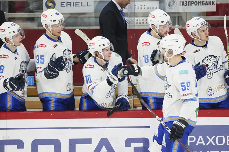 Hokkeı: «Barys» Ekaterınbýrg pen Máskeýde eki oıyn ótkizedi