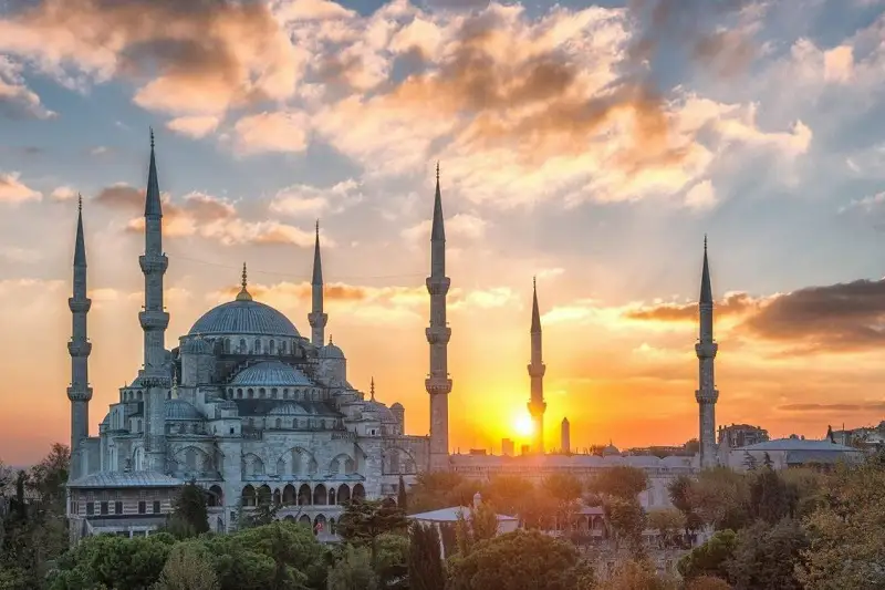Túrkııada 29 mamyrdan bastap meshitter ashylady
