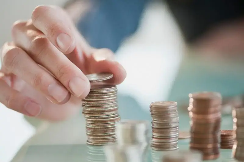 «Nur Otan» zeınetaqy jınaǵyn alý kezinde 10% salyq salýdan bas tartýdy usynady