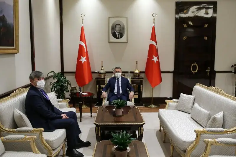 Qazaqstan Elshisi Túrkııa vıtse-prezıdentimen strategııalyq yntymaqtastyq máselelerin talqylady