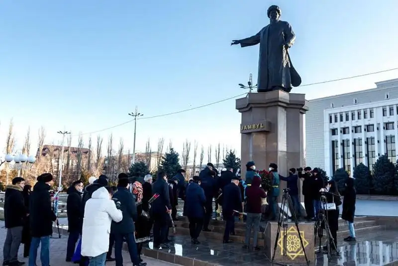 Tarazda «Jambyl – meniń jaı atym, halyq - meniń shyn atym» atty respýblıkalyq aıtys ótýde