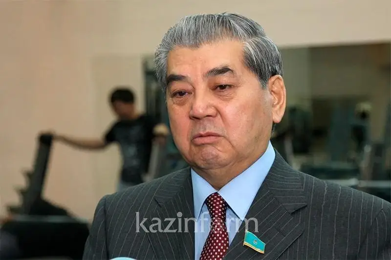 Бәйтерек болмысты ел ағасы...
