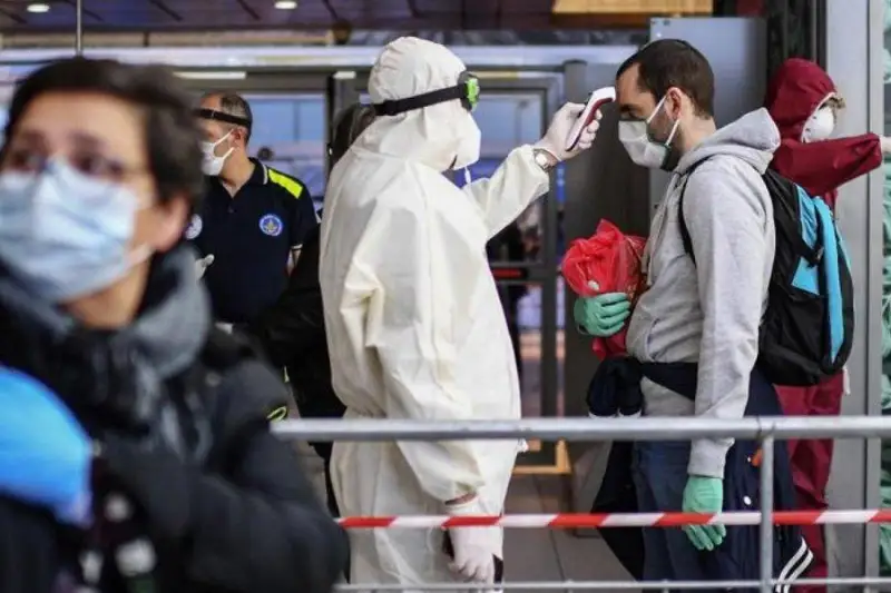 Eýropa men Azııanyń birqatar elinde koronavırýs taǵy órship ketti - Alekseı Tsoı