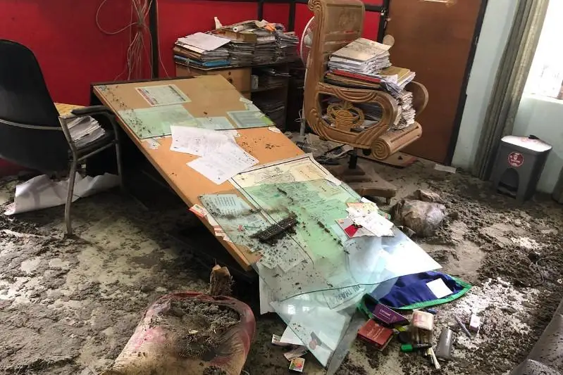 Bangladeshte polıtsııa ýchaskesin jaryp jiberdi
