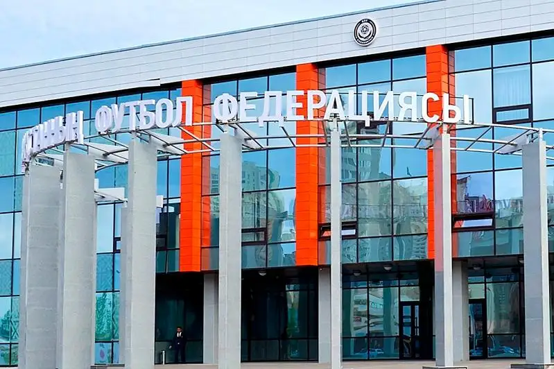 Футбол: Премьер-лигада 14 команда ойнайтын болды