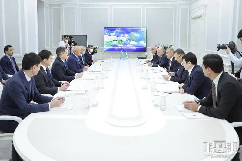 Qazaqstan men Ózbekstan turmystyq tehnıka shyǵaratyn kásiporyn ashý týraly kelisimge keldi