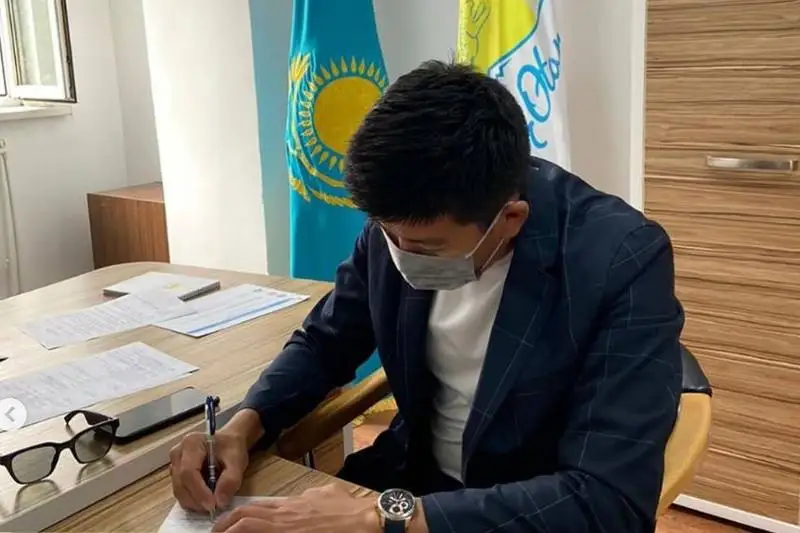 Tanymal vaıner, akter Meıirjan Tórebaev praımerızge qatysýǵa ótinish berdi