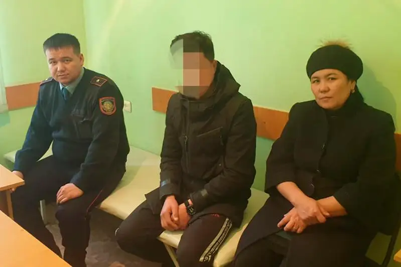 Saryaǵashta iz-túzsiz ketken 16 jasar bozbala jaldamaly páterden tabyldy