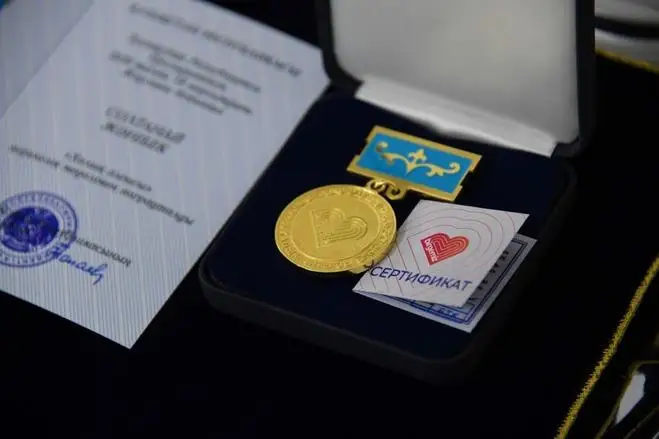 Almatylyq metsenattar men volonterler «Halyq alǵysy» medalimen marapattaldy