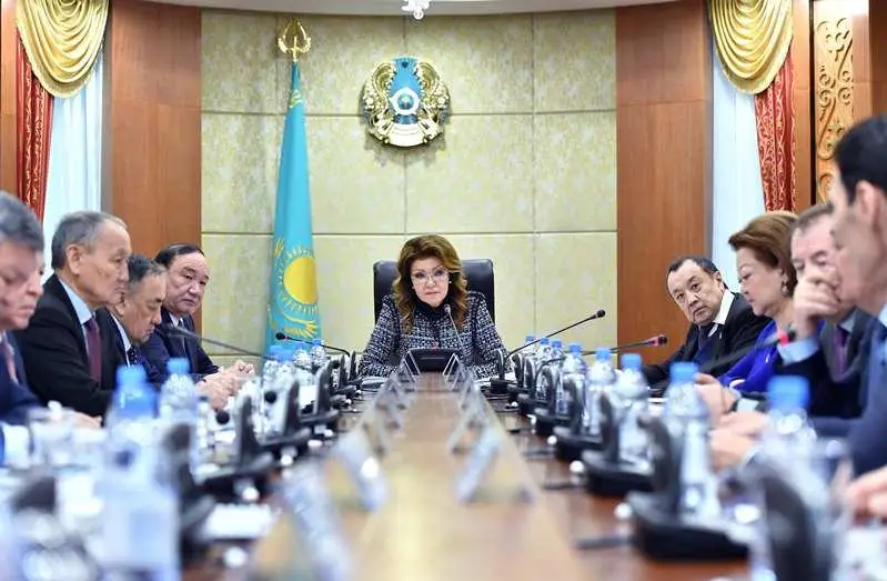 Ǵalymdar kóp biledi, biraq ol aqparatqa suranys joq – Darıǵa Nazarbaeva