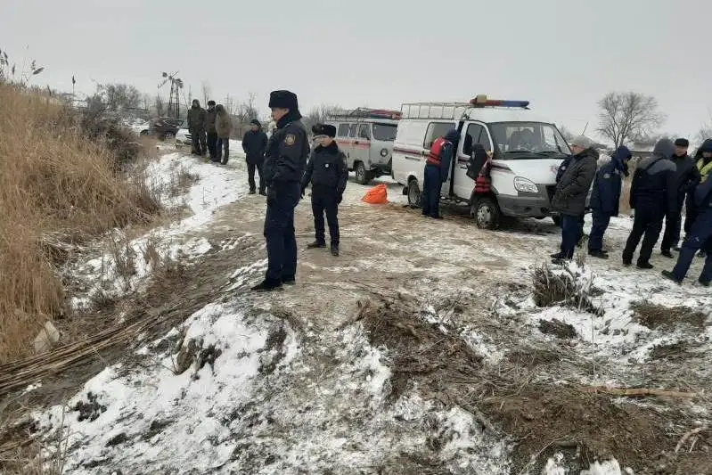 Atyraýda joǵalǵan eki balanyń bireýiniń máıiti tabyldy