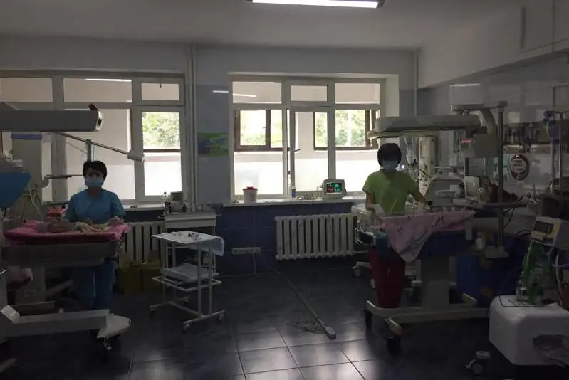 Almatyda aýrýhananyń jansaqtaý bólimi órtenip kete jazdady