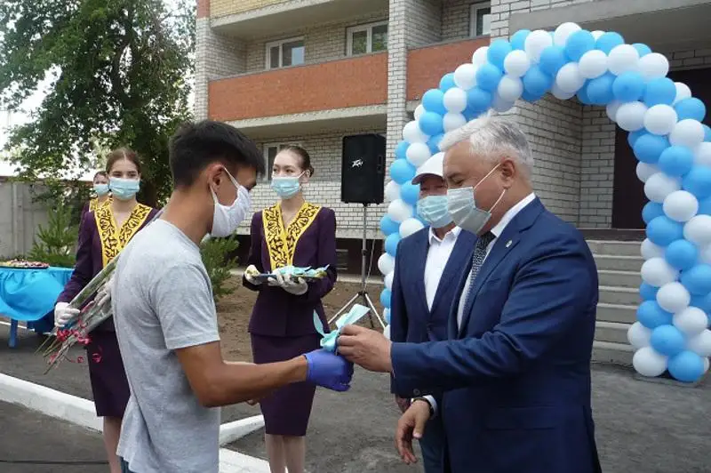 Pavlodardyń 72 turǵyny Astana kúni qarsańynda baspanaly boldy
