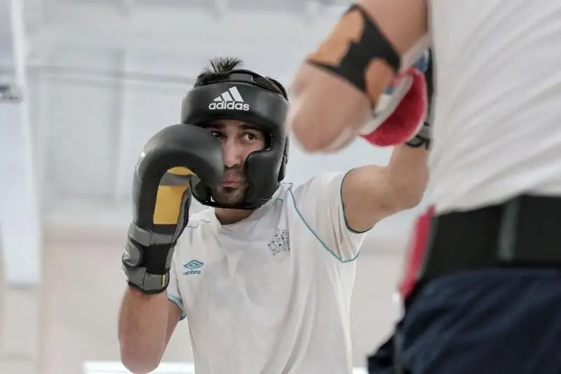 Boks: Qurlyqtyq irikteý týrnırine ár salmaqtan bir sportshydan ǵana barady