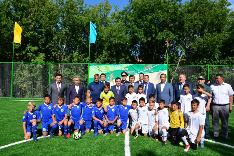 Kókshetaýda sýdıalar qarajatyna sport alańy salyndy