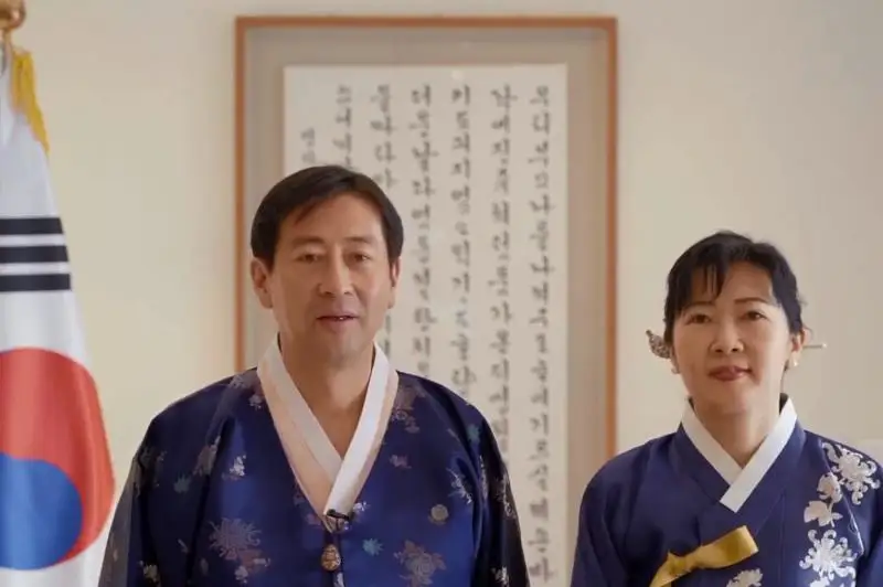 Ońtústik Koreıa Elshisi qazaqstandyqtardy Naýryz meıramymen quttyqtady