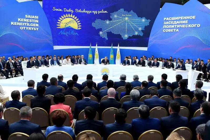 Elbasynyń tóraǵalyǵymen «Nur Otan» partııasy Saıası keńesiniń keńeıtilgen otyrysy ótti