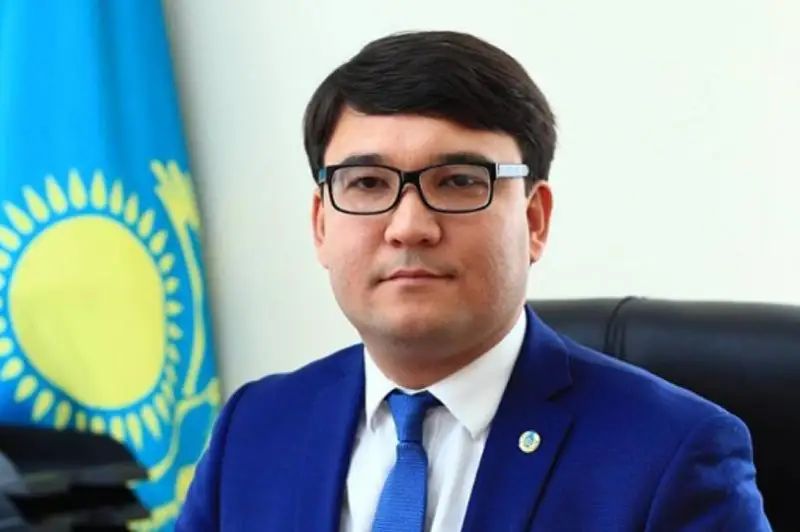 QR Aqparat jáne qoǵamdyq damý vıtse-mınıstri qyzmetinen bosatyldy