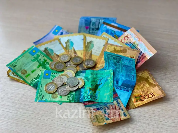 42 500 teńge alǵan Almaty oblysynyń turǵyndary alǵystaryn bildirip jatyr