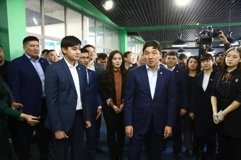 Baýyrjan Baıbek túrkistandyq zııaly qaýym ókilderimen kezdesti