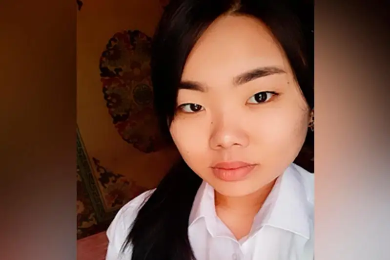Qazaq tilin bilýge degen qushtarlyǵymnyń arqasynda  jyr marjanymen sýsyndap óstim - Elena Pak
