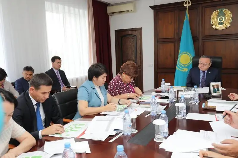 Aqtóbede kópbalaly otbasy balalaryna 180 oqý granty beriledi