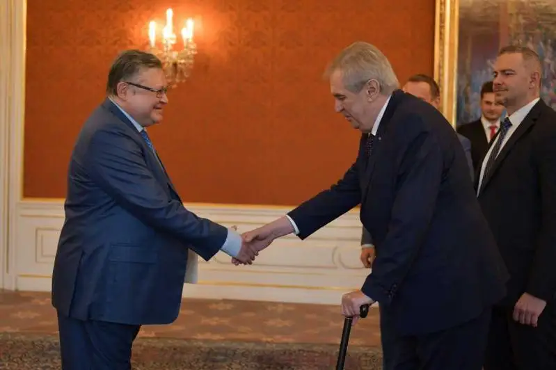 Qazaqstan Elshisi Cheh Respýblıkasynyń Prezıdentine senim gramotalaryn tabystady