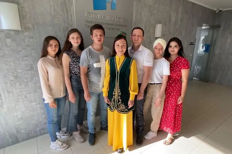 «Tatar-ınform» QazAqparat agenttigin 100 jyldyq mereıtoıymen quttyqtady